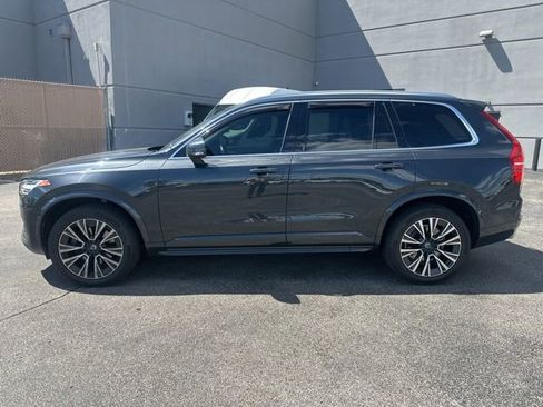 Used 2021 Volvo XC90 T6 Momentum w/ Climate Package AWD/4WD image 6