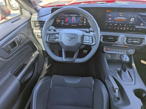Used 2025 Ford Mustang Dark Horse image 14