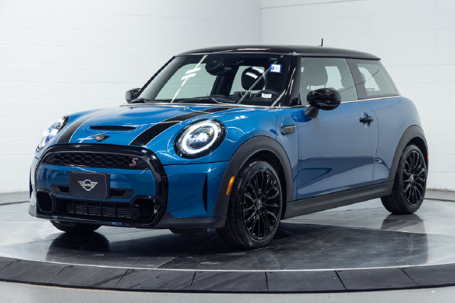 Used 2024 MINI Cooper S FWD image 6