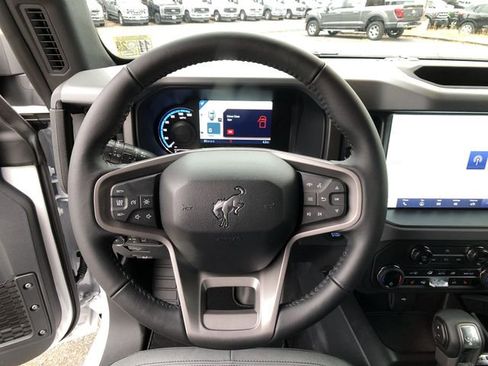 New 2024 Ford Bronco Big Bend AWD/4WD image 15
