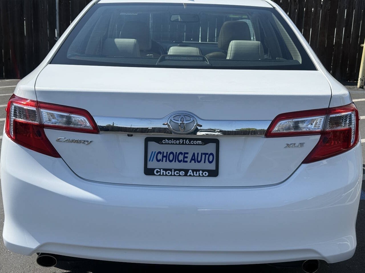 Used 2012 Toyota Camry XLE FWD image 5