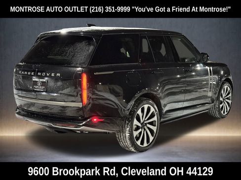 New 2026 Land Rover Range Rover SE image 5