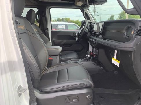 New 2025 Jeep Wrangler Unlimited Rubicon 392 image 28