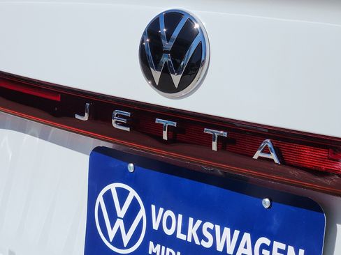 New 2026 Volkswagen Jetta Sport FWD image 10