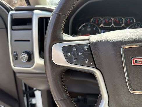 Used 2017 GMC Sierra 1500 SLT w/ SLT Premium Package image 32