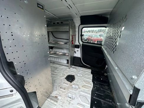 Used 2019 RAM ProMaster City Tradesman image 16