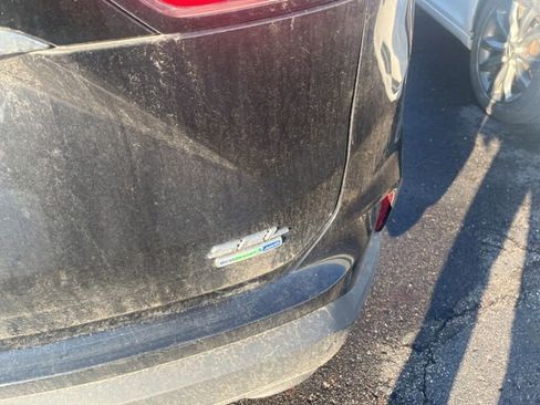 Used 2020 Ford Edge SEL image 18