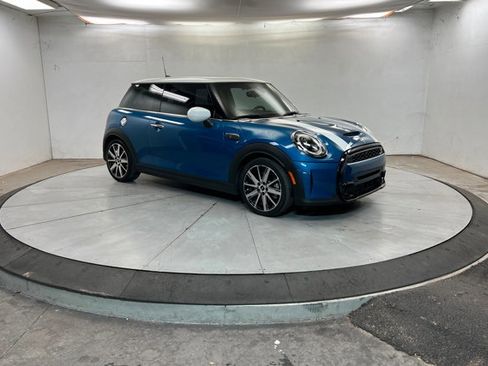 Used 2024 MINI Cooper S image 7