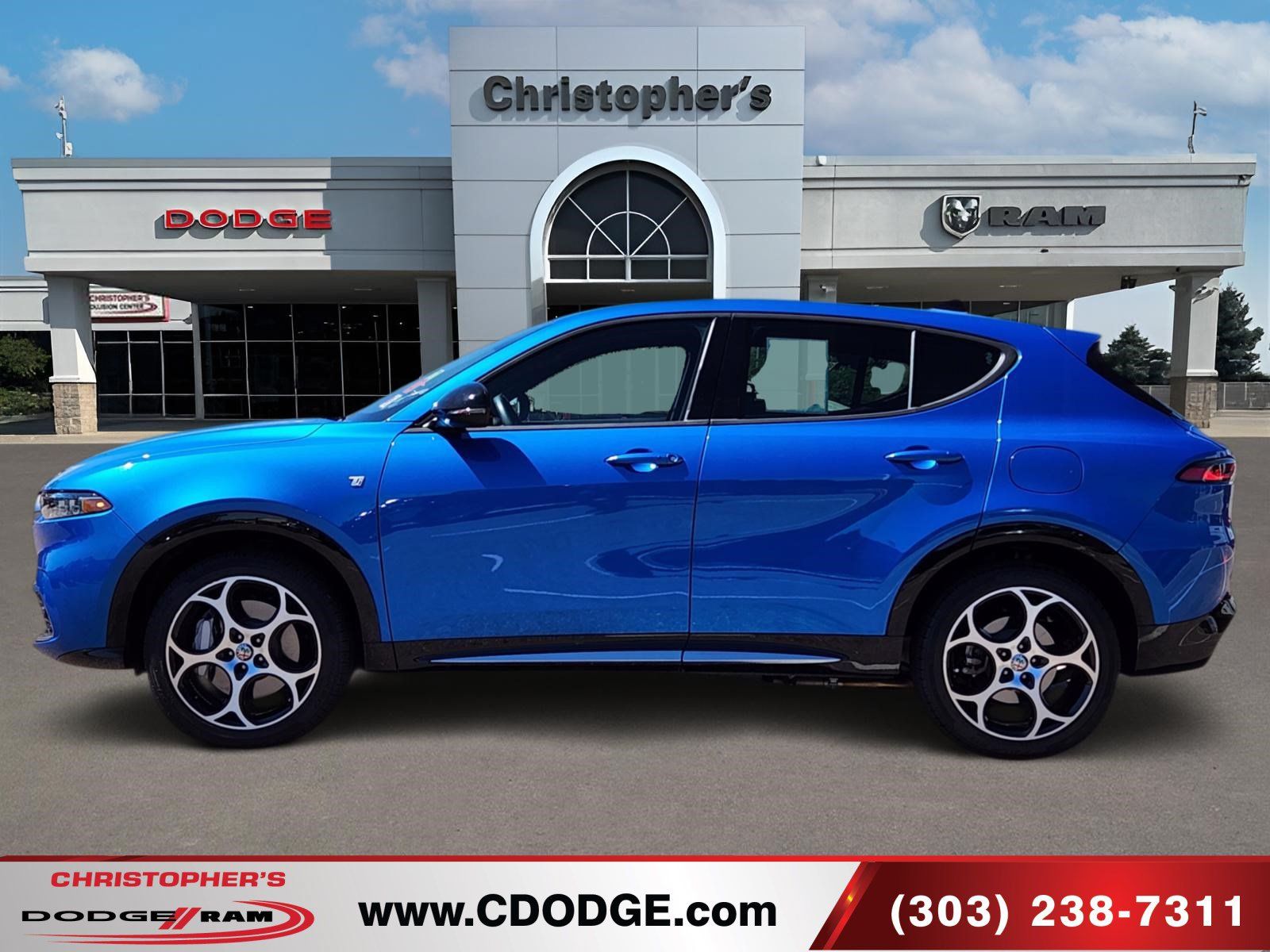 Used 2024 Alfa Romeo Tonale Ti w/ Premium Interior Package AWD/4WD image 6