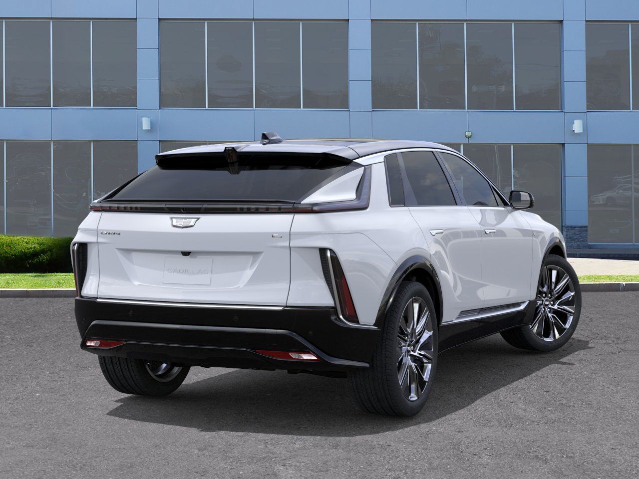 New 2027 Cadillac Lyriq Signature Luxury AWD/4WD image 4
