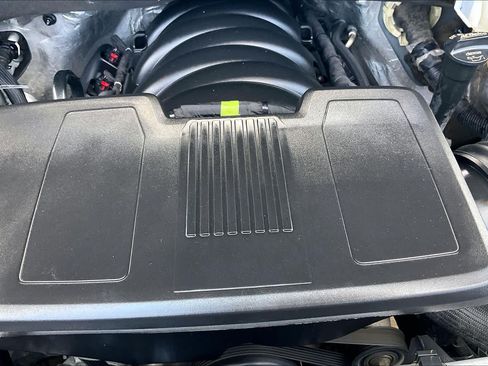 Used 2025 GMC Sierra 1500 SLT RWD image 33