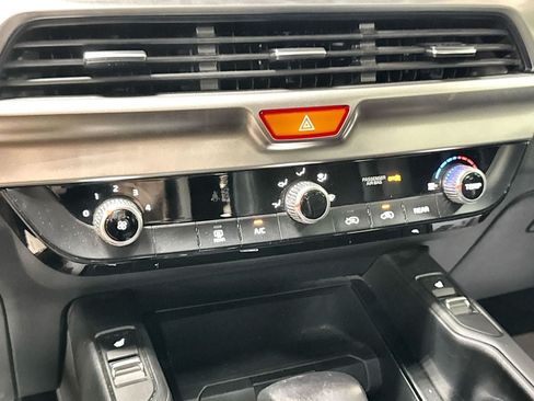 Used 2021 Kia Telluride S FWD image 21