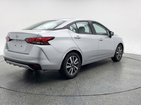 Used 2025 Nissan Versa SV FWD image 9