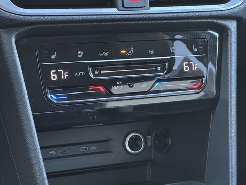 New 2026 Volkswagen Taos SEL AWD/4WD image 17