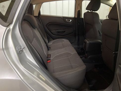 Used 2014 Ford Fiesta SE w/ Equipment Group 201A image 15