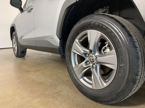 Used 2024 Toyota RAV4 LE image 15