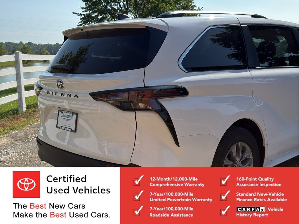 Certified 2026 Toyota Sienna LE FWD image 10