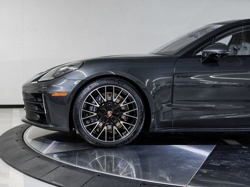 New 2026 Porsche Panamera 4 E-Hybrid AWD/4WD image 11