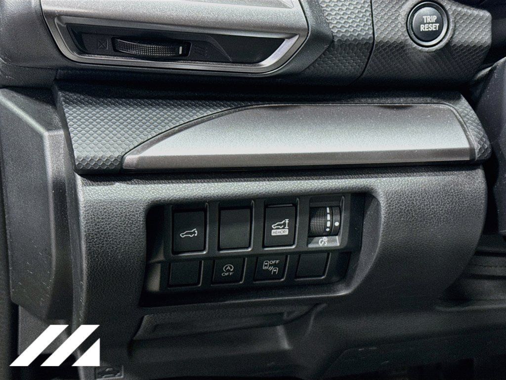 Used 2020 Subaru Forester Premium AWD/4WD image 10