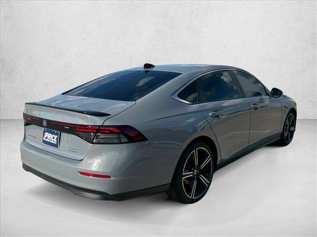 Used 2023 Honda Accord Sport image 3
