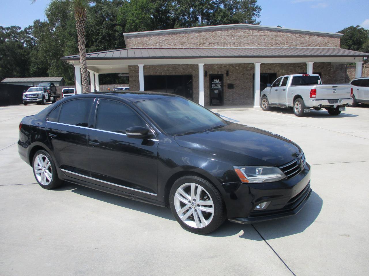 Used 2017 Volkswagen Jetta SEL FWD image 17