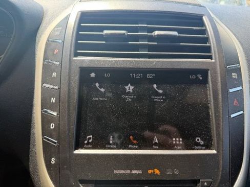Used 2019 Lincoln MKC Select w/ Select Plus Package AWD/4WD image 59