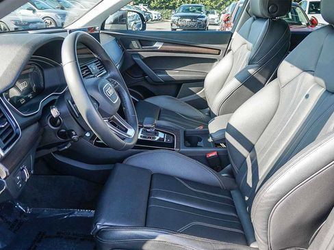 Used 2023 Audi Q5 e Premium w/ Convenience Package image 20