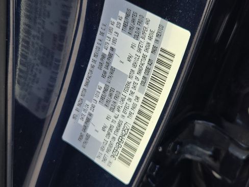 Used 2024 MAZDA MAZDA3 s FWD image 33