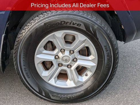 Used 2020 Toyota 4Runner SR5 Premium w/ Moonroof Package AWD/4WD image 12