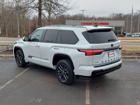 Certified 2025 Toyota Sequoia Platinum image 15