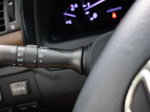 Used 2010 Lexus LS 460 RWD image 27