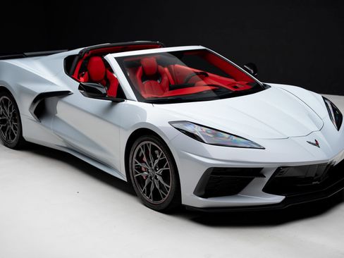 Used 2023 Chevrolet Corvette Stingray Premium Cpe w/ Z51 Performance Package RWD image 43