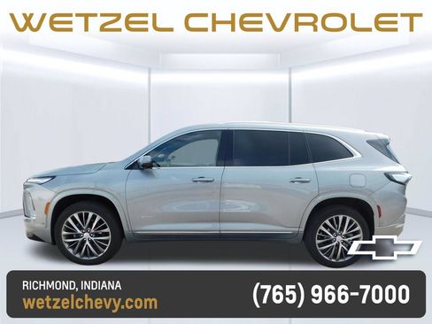 Used 2025 Buick Enclave Avenir w/ Super Cruise Package AWD/4WD image 6