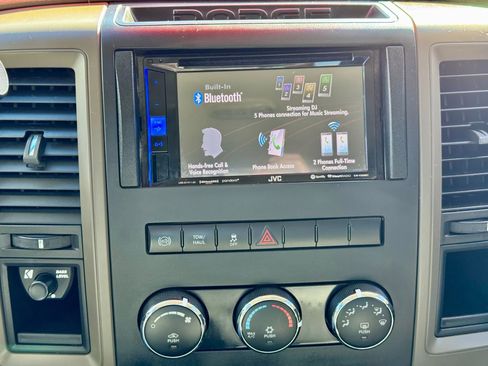 Used 2012 RAM 3500 ST w/ Chrome Appearance Group image 14