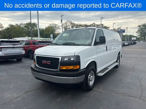 Used 2024 GMC Savana 2500 w/ Driver Convenience Package RWD image 2