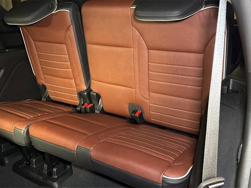 Used 2024 GMC Yukon Denali Ultimate image 40