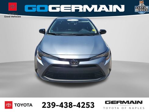 Certified 2025 Toyota Corolla LE FWD image 2