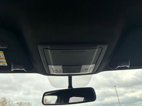 Used 2018 Ford Explorer XLT w/ Equipment Group 201A image 47