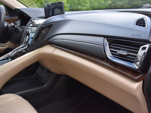 Used 2019 Acura RDX AWD w/ Advance Package image 24