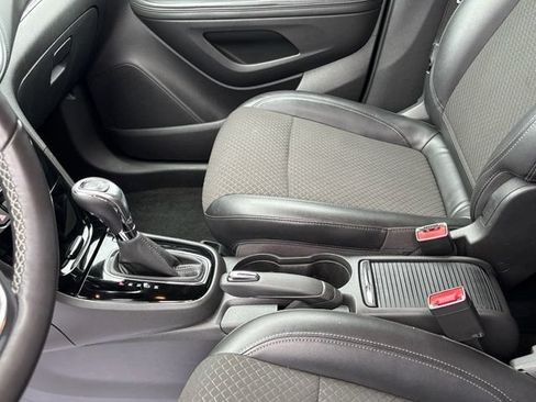 Used 2019 Buick Encore Preferred FWD image 22