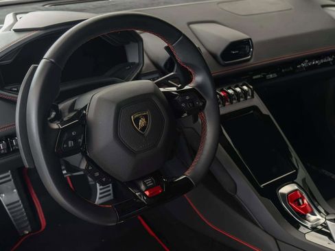 Used 2023 Lamborghini Huracan EVO RWD image 26