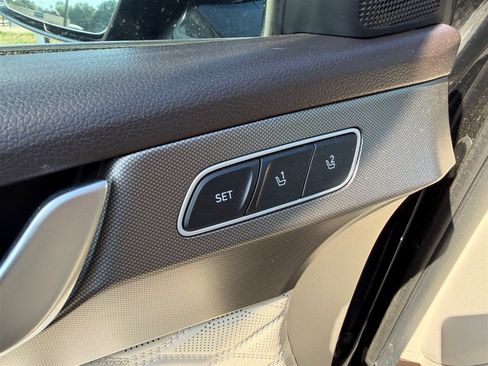 Used 2020 Hyundai Palisade Limited FWD image 33