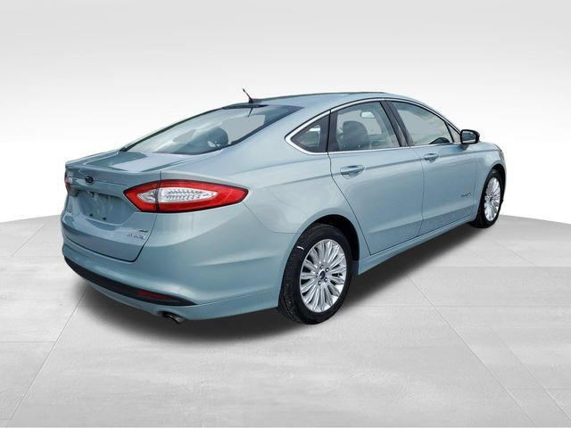 Used 2014 Ford Fusion SE w/ Equipment Group 502A FWD image 4