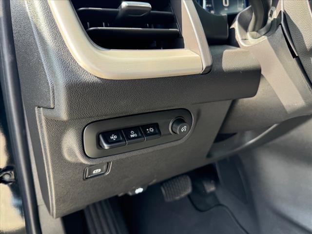 Used 2024 GMC Terrain Denali AWD/4WD image 7