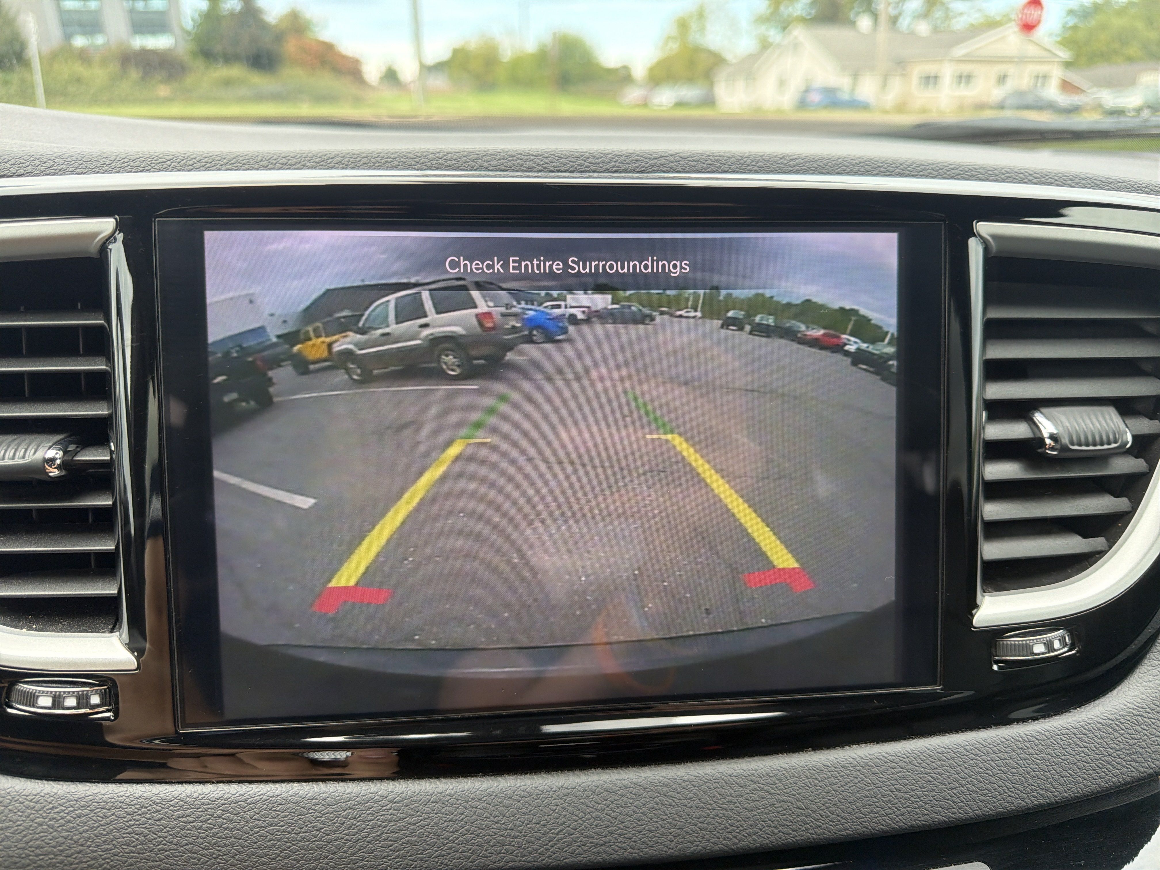 Used 2025 Chrysler Pacifica Select FWD image 27