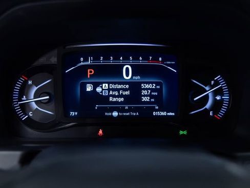 Used 2023 Honda Passport TrailSport image 2