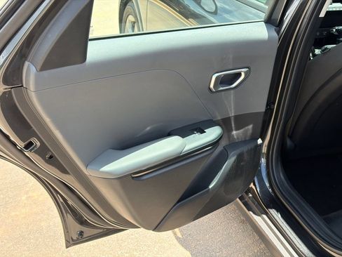 Used 2025 Kia K4 FWD image 21