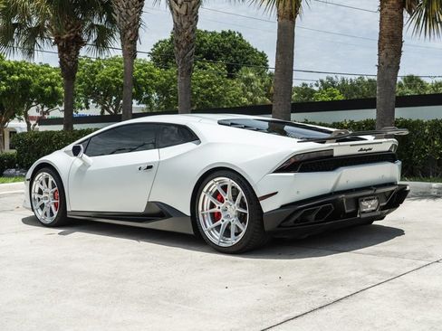 Used 2015 Lamborghini Huracan LP 610-4 AWD/4WD image 4