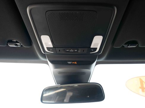 Certified 2024 Honda HR-V Sport image 18