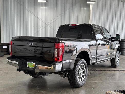 Used 2020 Ford F250 Lariat w/ Lariat Ultimate Package AWD/4WD image 3